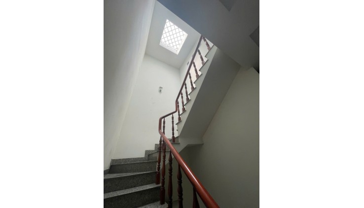 Chỉ 5.3 TỶ TL! 54M², 4 Tầng/5PN – HẺM XE HƠI – Quang Trung Gò Vấp!